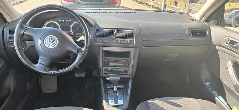 Gebraucht VW Golf IV 101 PS (74 kW) 2005 Grau Kombi