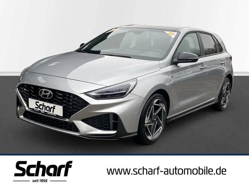Silber Neu 2025 Hyundai i30 N Line Limousine | 29.490 € (Fairer Preis) - Bild 1/1