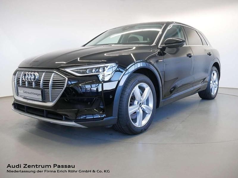 Gebraucht Audi e-tron Advanced 300 kW (408 PS) 2023 Brillantschwarz SUV