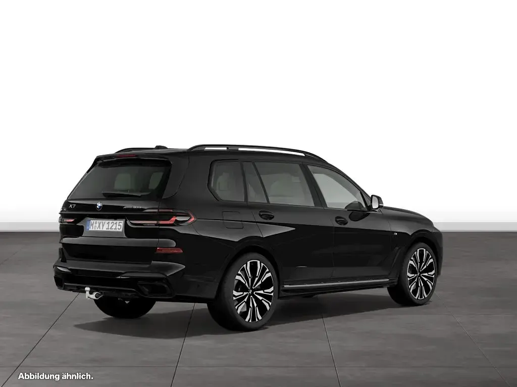Gebraucht BMW X7 340 PS (250 kW) 2025 Schwarz SUV