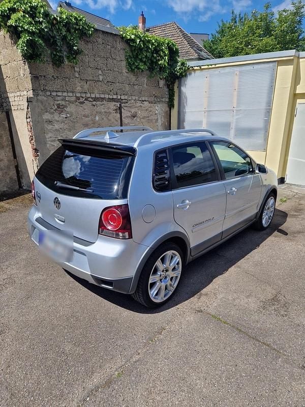 Silber Gebraucht 2006 VW Polo Cross Kleinwagen | 3.750 € (Superpreis) - Bild 1/4