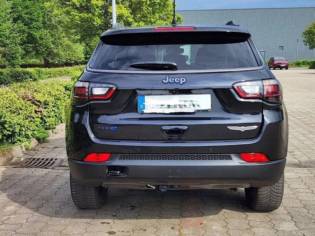 Usado Jeep Compass Trailhawk 241 HP (177 kW) 2021 Preto SUV