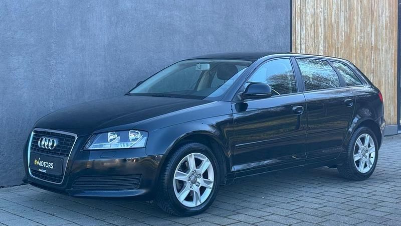 Gebraucht Audi A3 Attraction 125 PS (91 kW) 2009 Schwarz Kleinwagen