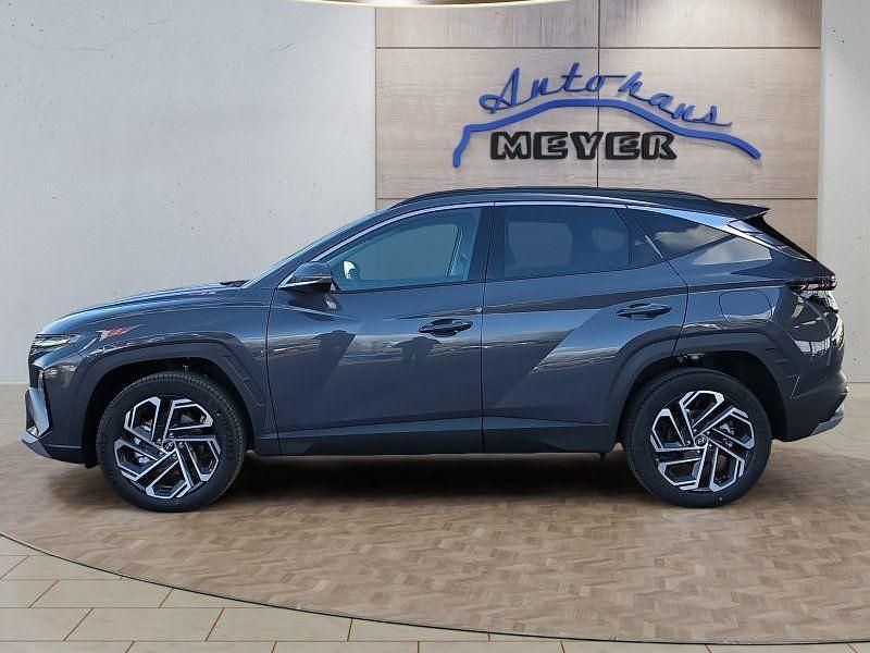 Neu Hyundai Tucson 239 PS (175 kW) 2025 Abyss black SUV