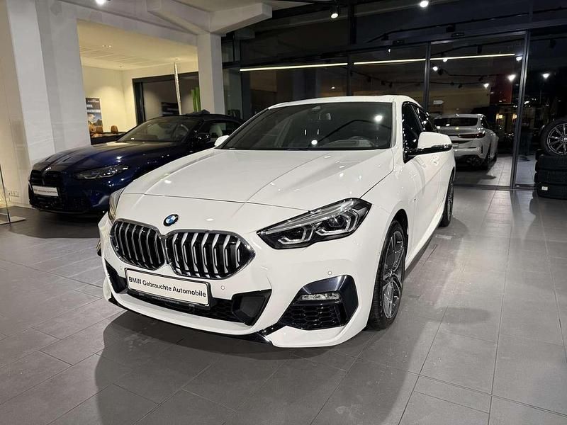 Alpinweiss iii Gebraucht 2025 BMW 220 M Sport Coupé | 40.990 € (Etwas zu teuer) - Bild 1/4