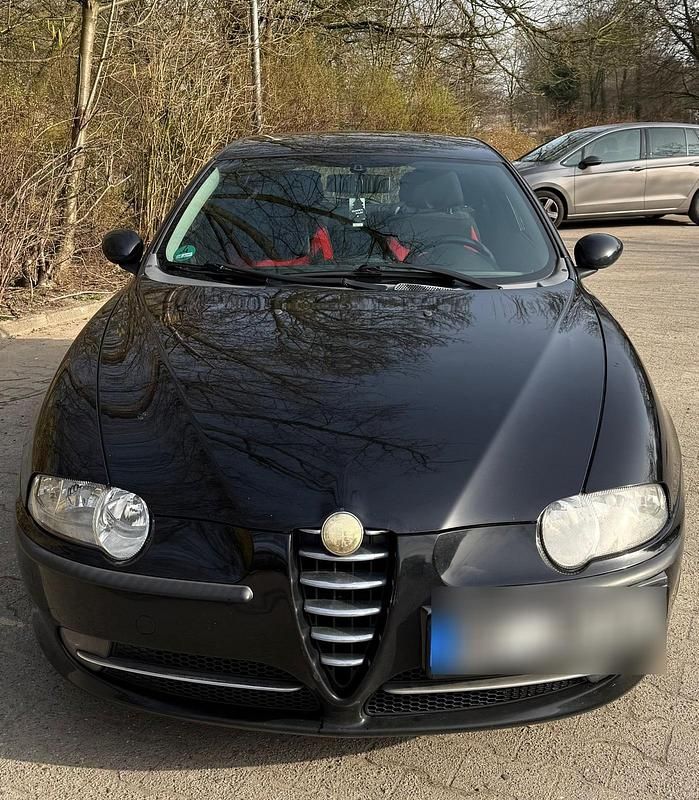 Gebraucht Alfa Romeo 147 120 PS (88 kW) 2003 Schwarz Kleinwagen