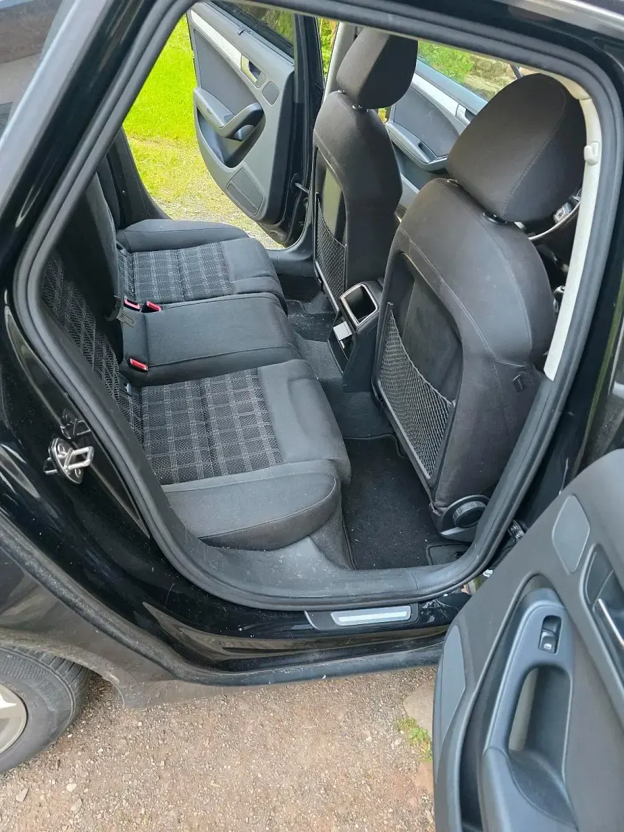 Second-hand Audi A4 120 CP (88 kW) 2010 Negru Break