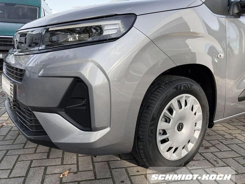 Gebraucht Opel Combo Life Edition 102 PS (75 kW) 2024 Grau Limousine