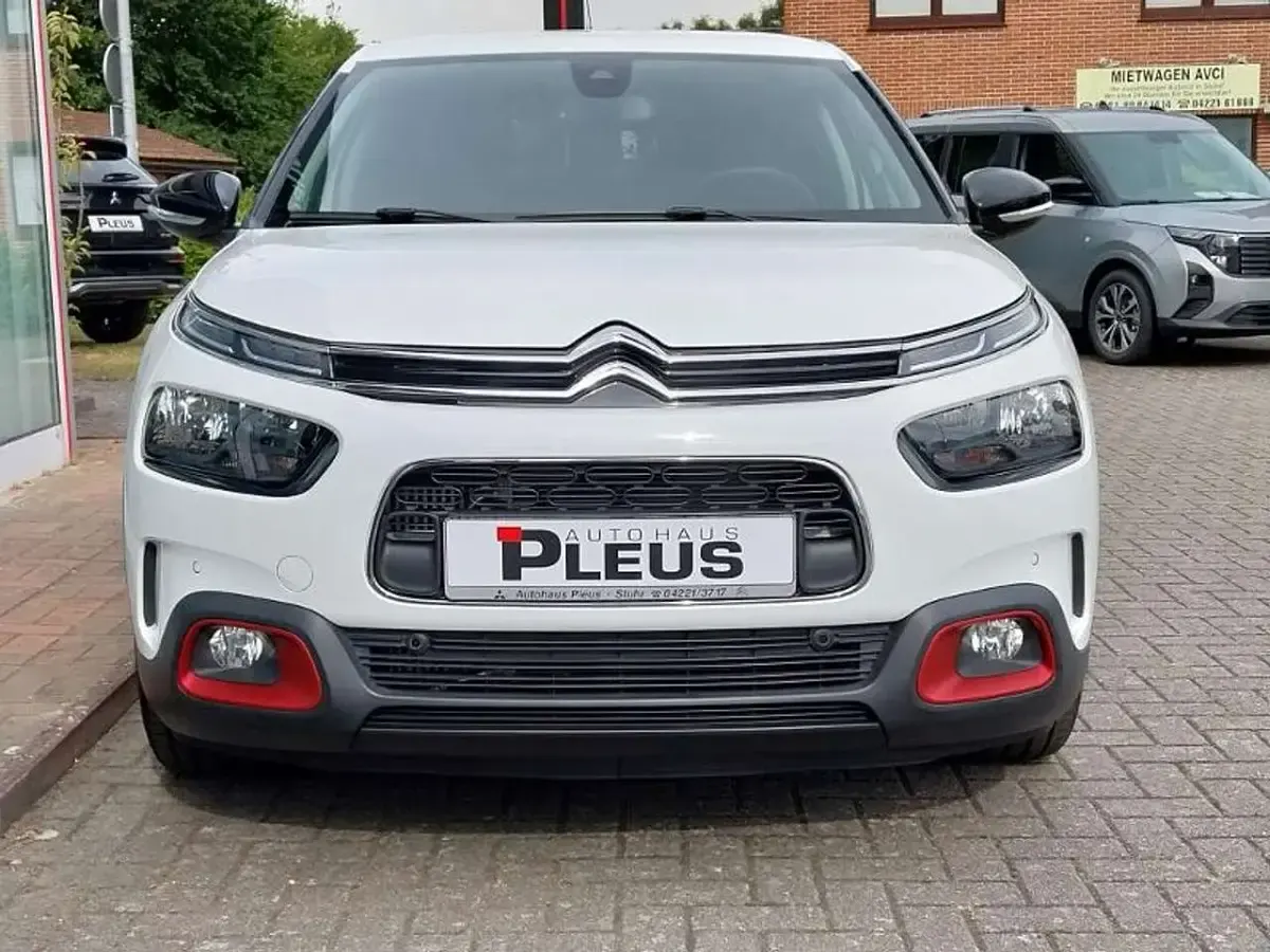 Used Citroën C4 PureTech 110 HP (80 kW) 2020 White Sedan