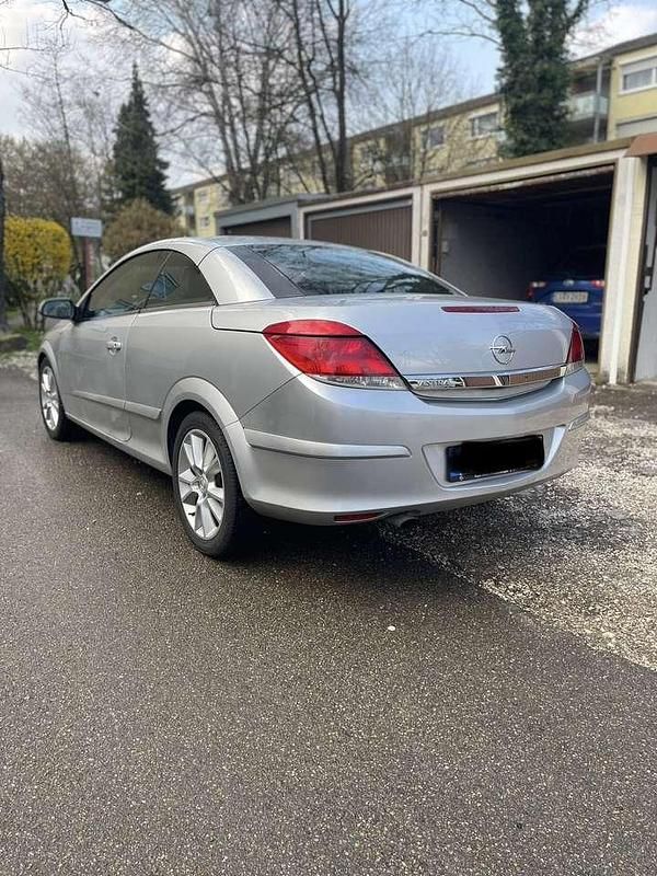 Gebraucht Opel Astra Cabriolet Edition 140 PS (102 kW) 2009 Grau Cabrio