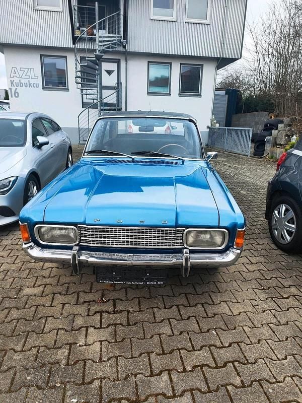 Blau Gebraucht 1972 Ford Taunus Coupé | 6.500 € - Bild 1/4