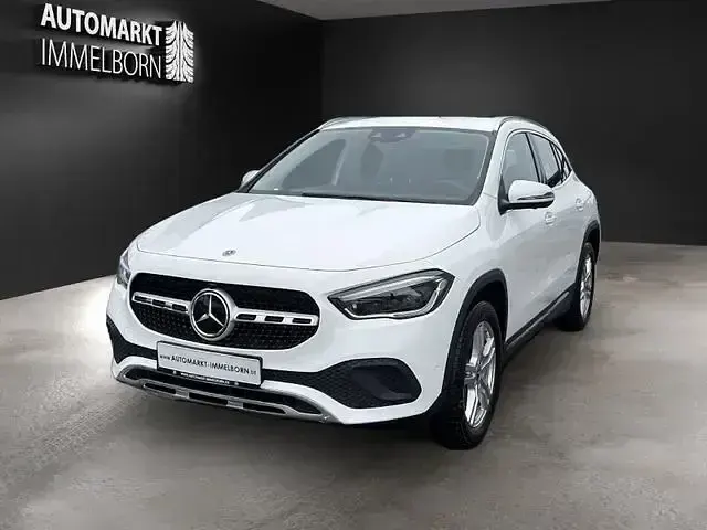 Gebraucht Mercedes GLA250 218 PS (160 kW) 2022 Weiß SUV
