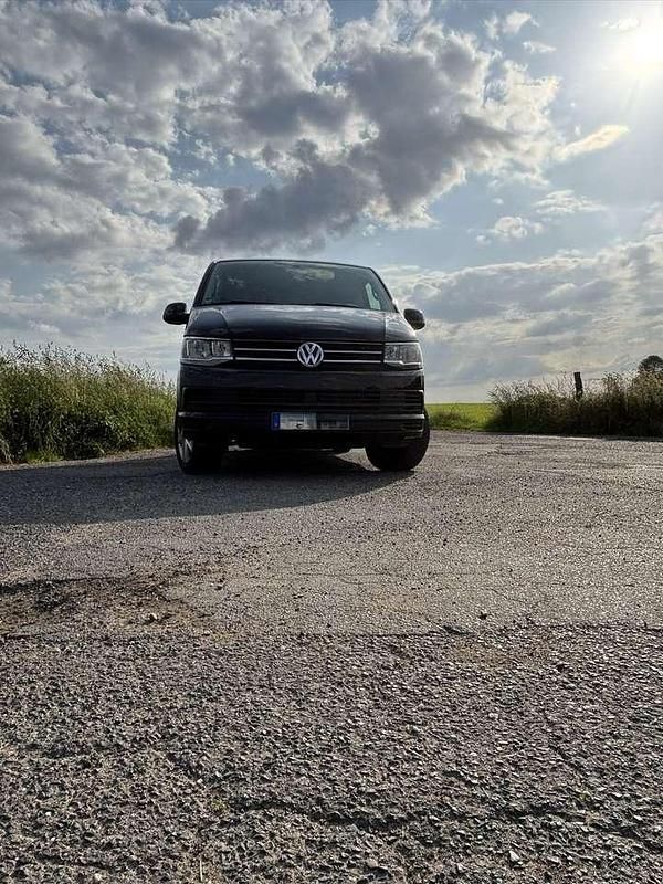 Gebraucht VW Multivan 150 PS (110 kW) 2016 Schwarz Van