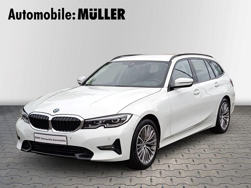 Gebraucht BMW 320 Sport Line 190 PS (139 kW) 2022 Weiss Kombi