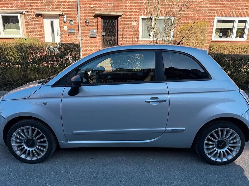 Gebraucht Fiat 500 69 PS (50 kW) 2010 Silber Kleinwagen