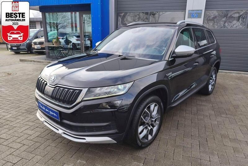 Schwarzmagic perleffekt (schwar Gebraucht 2019 Skoda Kodiaq Scout 4x4 SUV | 27.980 € (Fairer Preis) - Bild 1/4