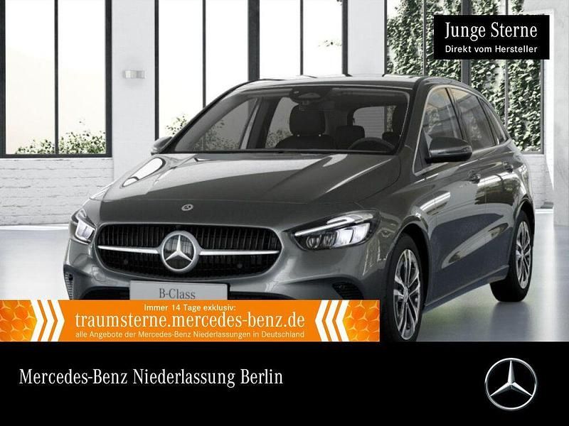Grau Gebraucht 2024 Mercedes B180 Advanced Van / Kleinbus | 28.690 € (Superpreis) - Bild 1/2