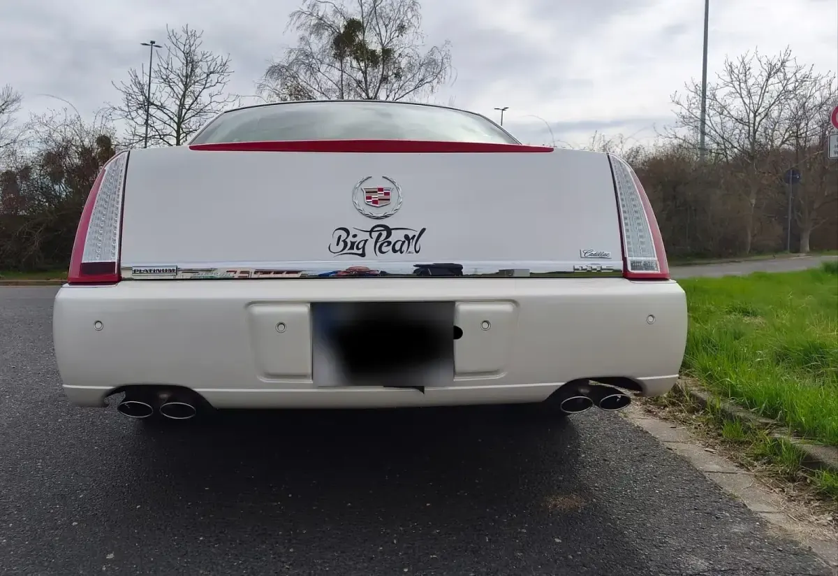 Gebraucht Cadillac Deville 376 PS (276 kW) 2006 Weiß Limousine