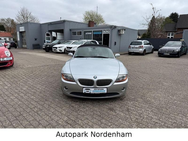 Gebraucht BMW Z4 Sport Line 231 PS (169 kW) 2004 Silber Cabrio