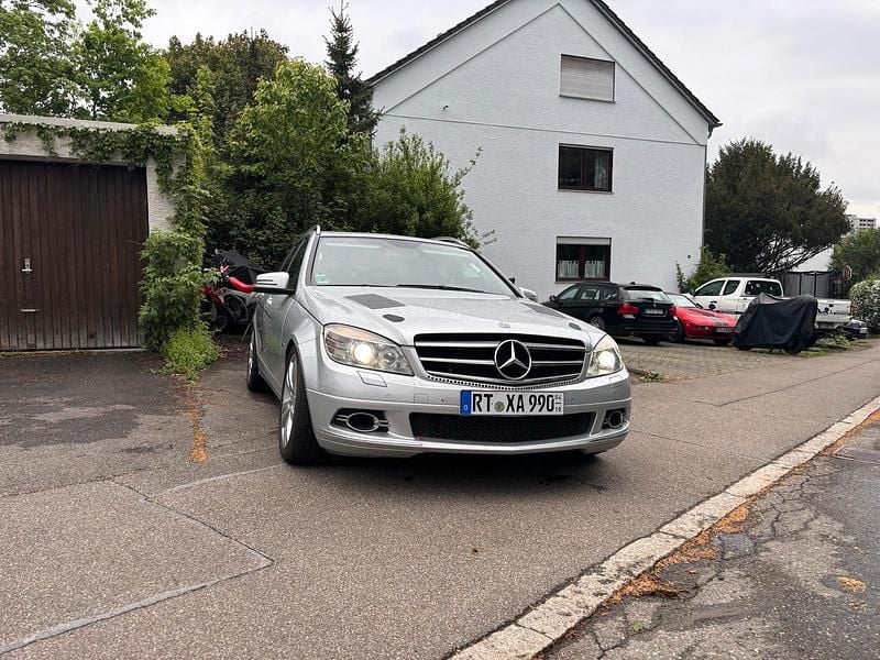 Silber Gebraucht 2009 Mercedes C350 Kombi | 7.950 € (Guter Preis) - Bild 1/4