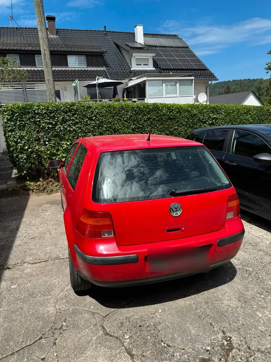 Gebraucht VW Golf IV 75 PS (55 kW) 2002 Rot Kleinwagen