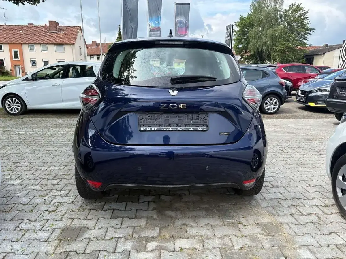 Gebraucht Renault Zoe Evolution 50 kW (69 PS) 2023 Nachtblaumetallic Kleinwagen