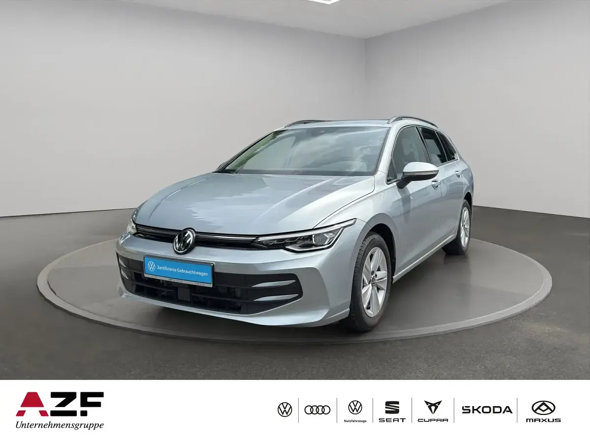 Gebraucht VW Golf VIII Life 116 PS (85 kW) 2025 Kombi