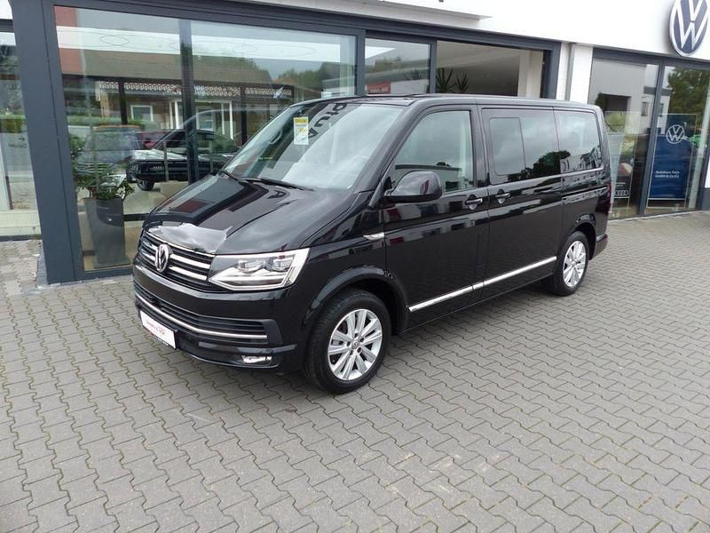 Schwarz Gebraucht 2017 VW T6 Highline Van | 38.990 € (Teuer) - Bild 1/4