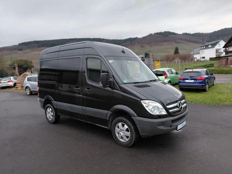 Braun Gebraucht 2010 Mercedes Sprinter Van | 6.900 € (Teuer) - Bild 1/4