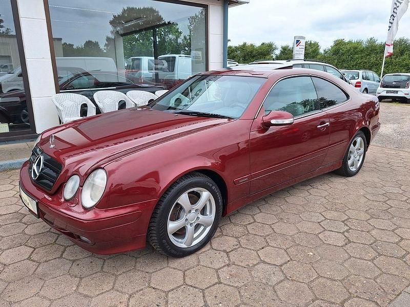 Rot Gebraucht 2000 Mercedes CLK320 Elegance Coupé | 6.999 € (Teuer) - Bild 1/4
