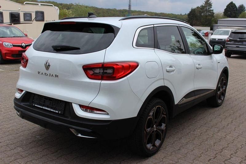 Gebraucht Renault Kadjar Black Edition 140 PS (102 kW) 2022 Weiß SUV