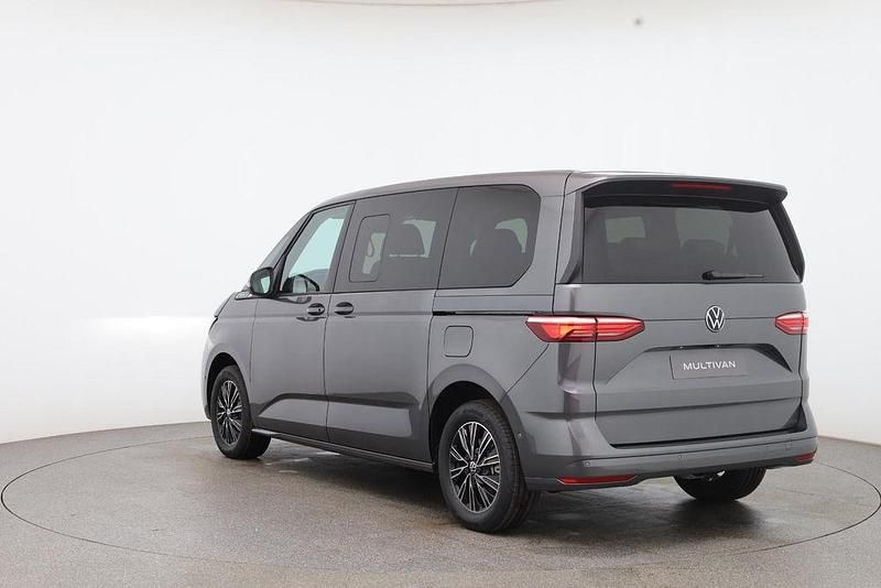 Neu VW Multivan Business 150 PS (110 kW) 2026 Grau Van / Kleinbus