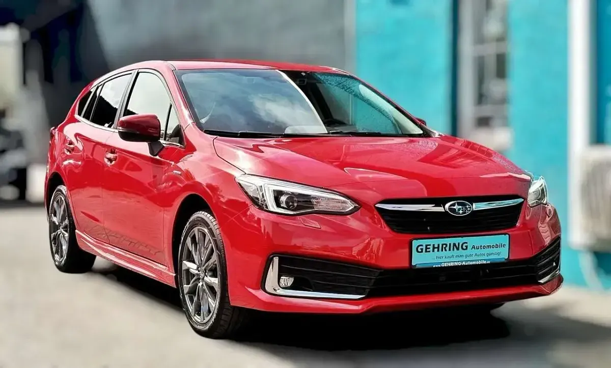 Gebraucht Subaru Impreza 150 PS (110 kW) 2021 Rot Kombi