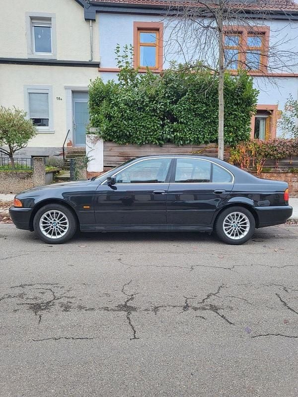 Gebraucht BMW 525 Shadowline 192 PS (141 kW) 2001 Schwarz Limousine