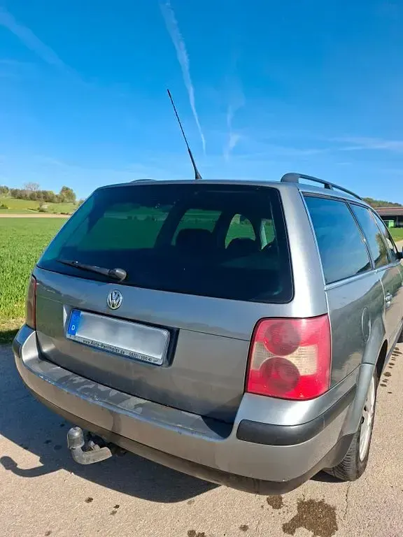 Käytetty VW Passat 102 HP (75 kW) 2001 Harmaa Farmari