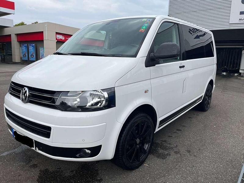 Weiß Gebraucht 2015 VW T5 Startline Van | 24.000 € (Etwas zu teuer) - Bild 1/4