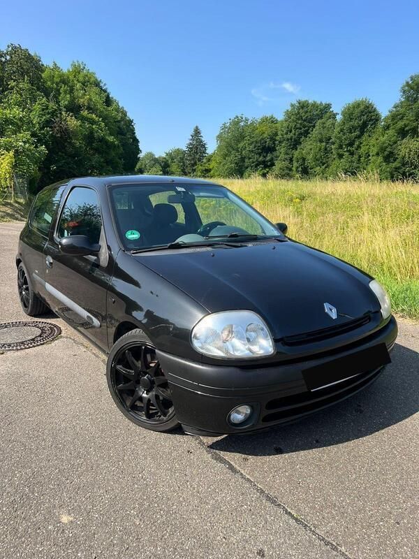 Schwarz Gebraucht 2001 Renault Clio II Limousine | 1.250 € (Fairer Preis) - Bild 1/4