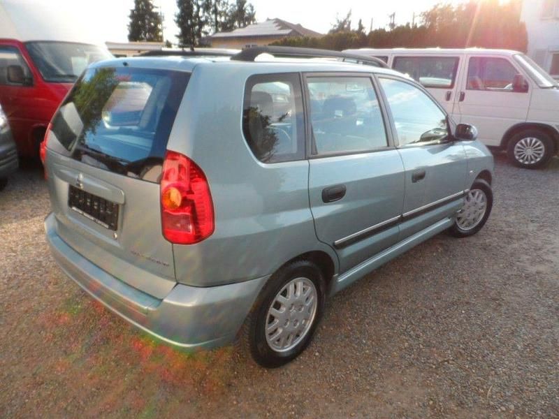 Gebraucht Mitsubishi Space Star 98 PS (72 kW) 2003 Grün Van / Kleinbus