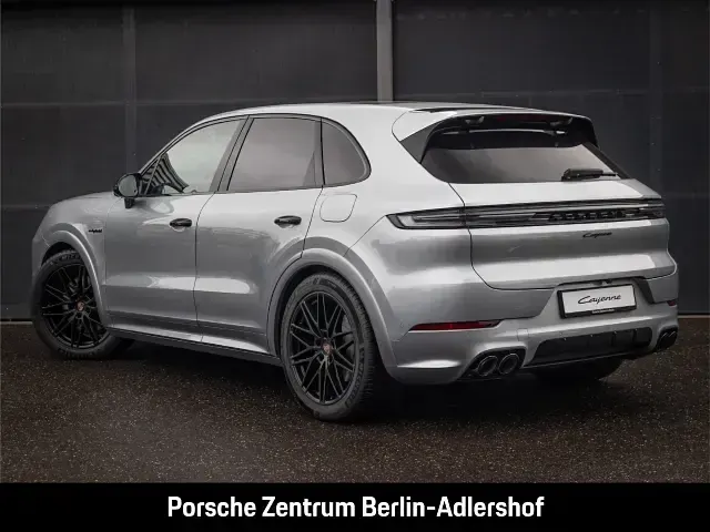 Gebraucht Porsche Cayenne Black Edition 470 PS (345 kW) 2026 Silber SUV
