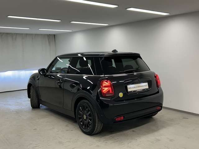 Gebraucht Mini Cooper S Hatch 135 kW (184 PS) 2023 Schwarz Kleinwagen