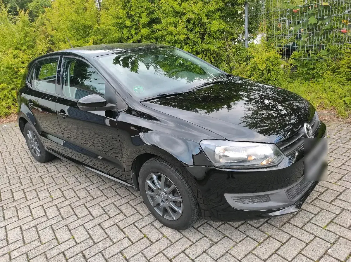 Gebraucht VW Polo 60 PS (44 kW) 2009 Schwarz Kleinwagen