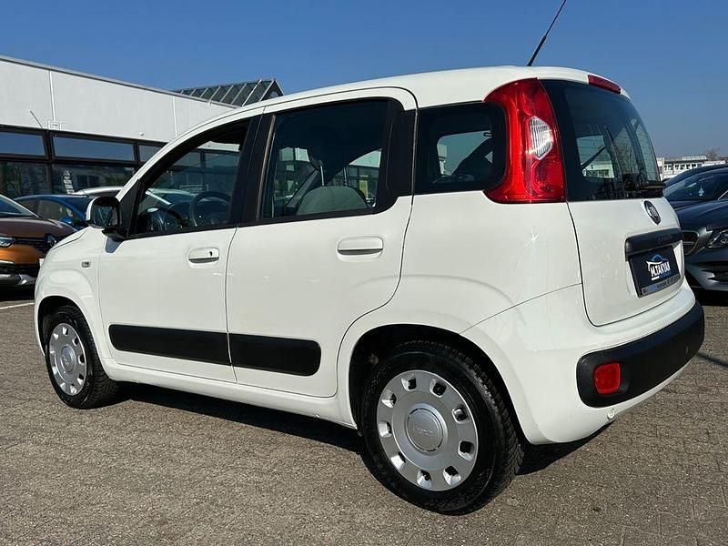 Gebraucht Fiat Panda Lounge 69 PS (50 kW) 2016 Weiß Kleinwagen