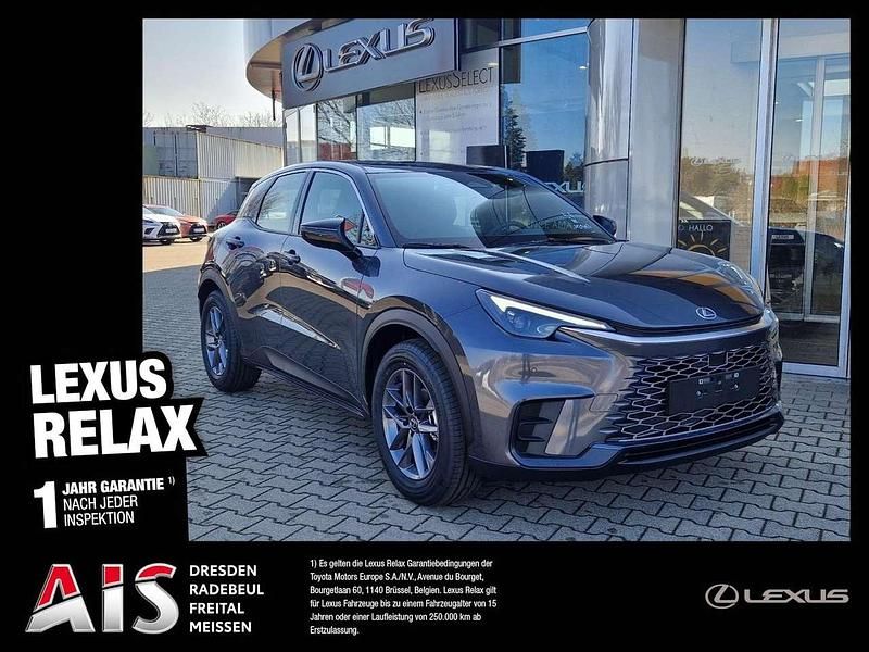 Neu Lexus LBX 136 PS (100 kW) 2025 Obsidiangrau SUV
