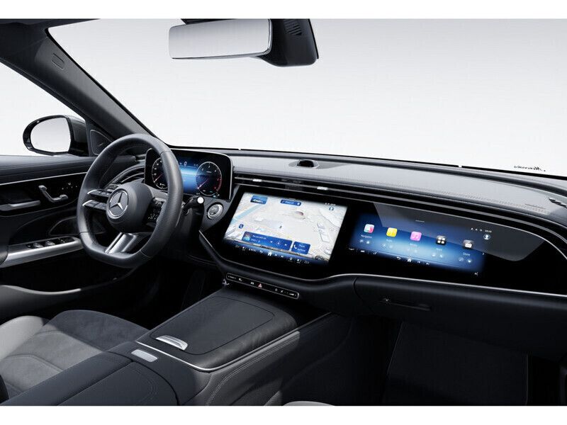Gebraucht Mercedes E220 Premium 197 PS (144 kW) 2023 Grau / graphitgrau Kombi