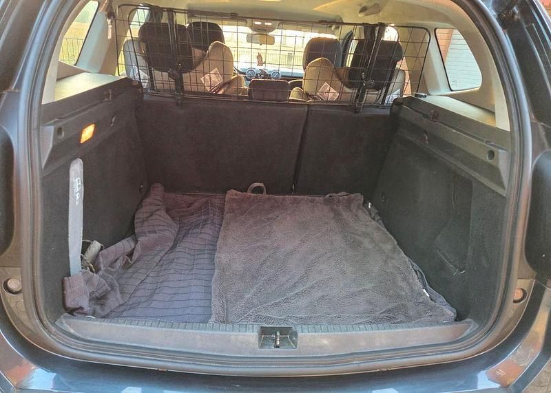 Gebraucht Dacia Duster Comfort 114 PS (83 kW) 2018 Grau SUV