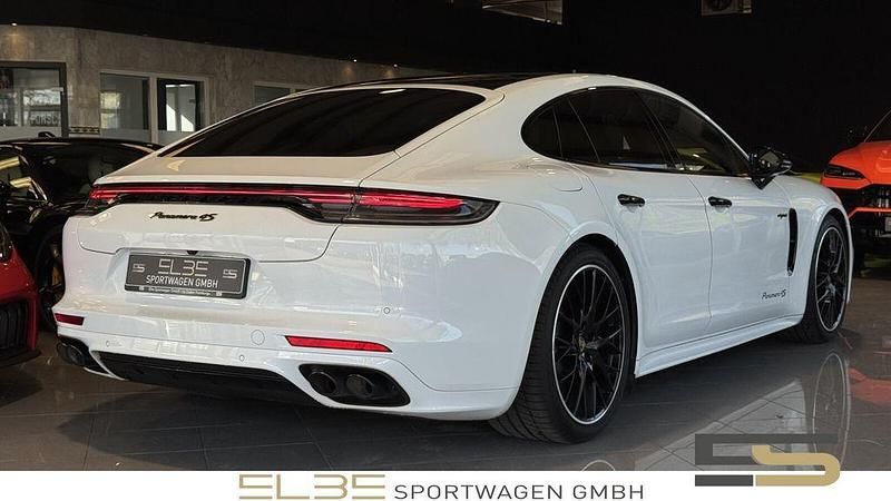 Gebraucht Porsche Panamera 4S 560 PS (411 kW) 2020 Weiß Limousine