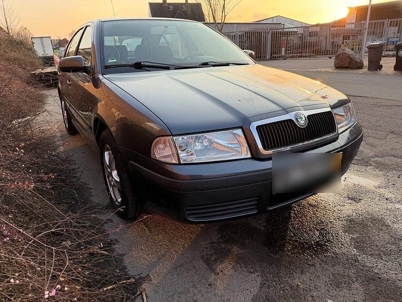 Gebraucht Skoda Octavia 102 PS (75 kW) 2008 Grau Limousine