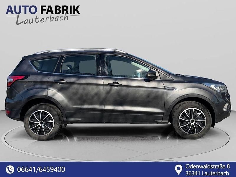 Gebraucht Ford Kuga ST-Line 150 PS (110 kW) 2017 Magnetic (metallic) SUV