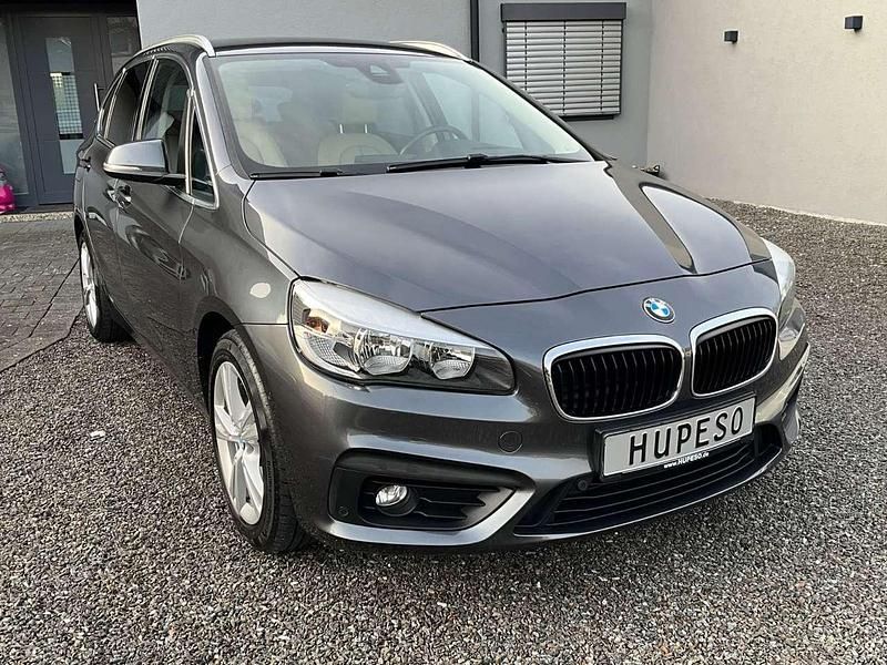 Gebraucht BMW 225 Advantage 136 PS (100 kW) 2016 Grau Van / Kleinbus
