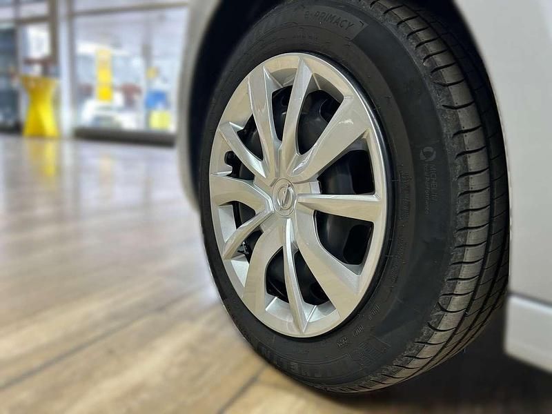 Gebraucht Opel Corsa Edition 101 PS (74 kW) 2025 Kontur weiß Kleinwagen